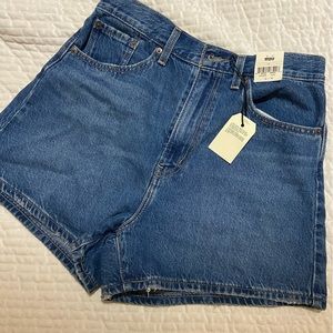 Brand new Levi’s jean shorts
